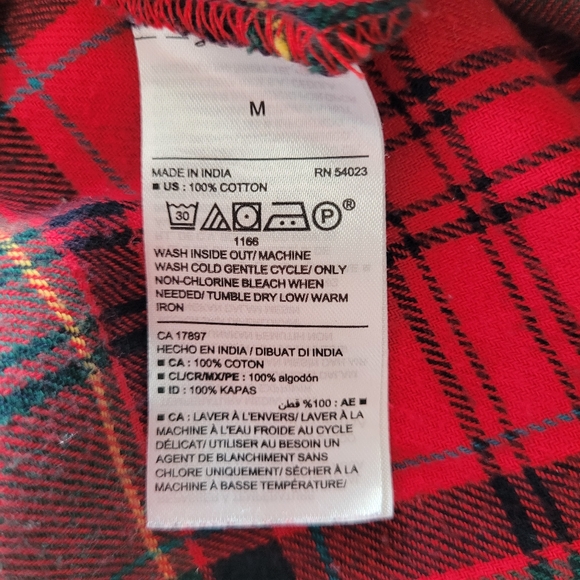Old Navy Red and Green Christmas Plaid Holiday Cotton Sleep Pants Medium - Picture 9 of 9